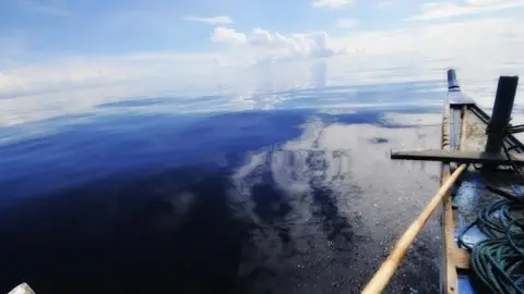 バリカサグの海と空