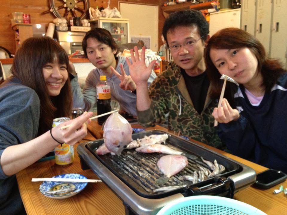 2013年4月30日(投稿日) / 海神丸 / 海神丸での参加者の集合写真