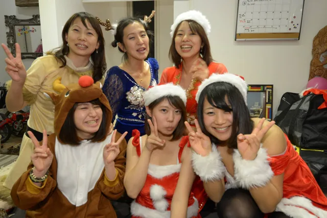 いよいよクリスマス！！クリスマスパーティーでの参加者の集合写真