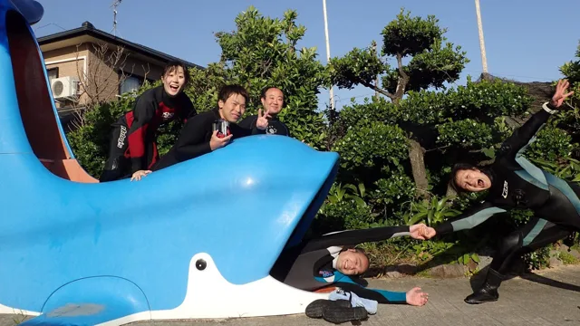 海神丸での4人以上の参加者の集合写真
