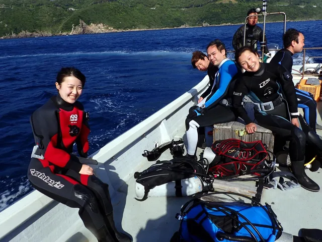 海神丸でのダイビングの記録写真