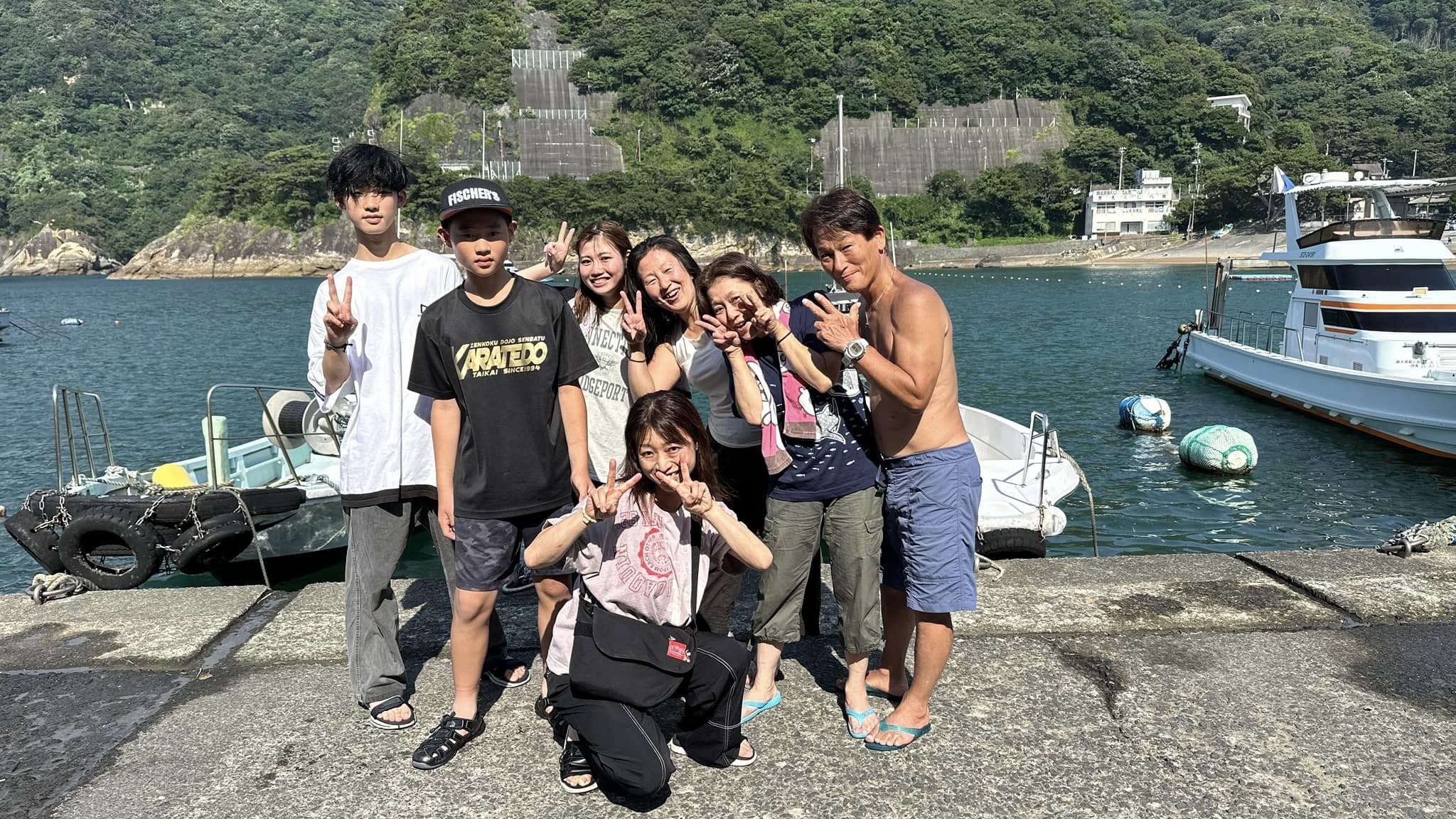 2024年7月8日(投稿日) / 4人以上の参加者の集合写真