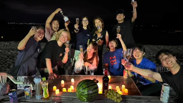 伊豆・大瀬崎でのダイビング：4人以上の参加者の集合写真